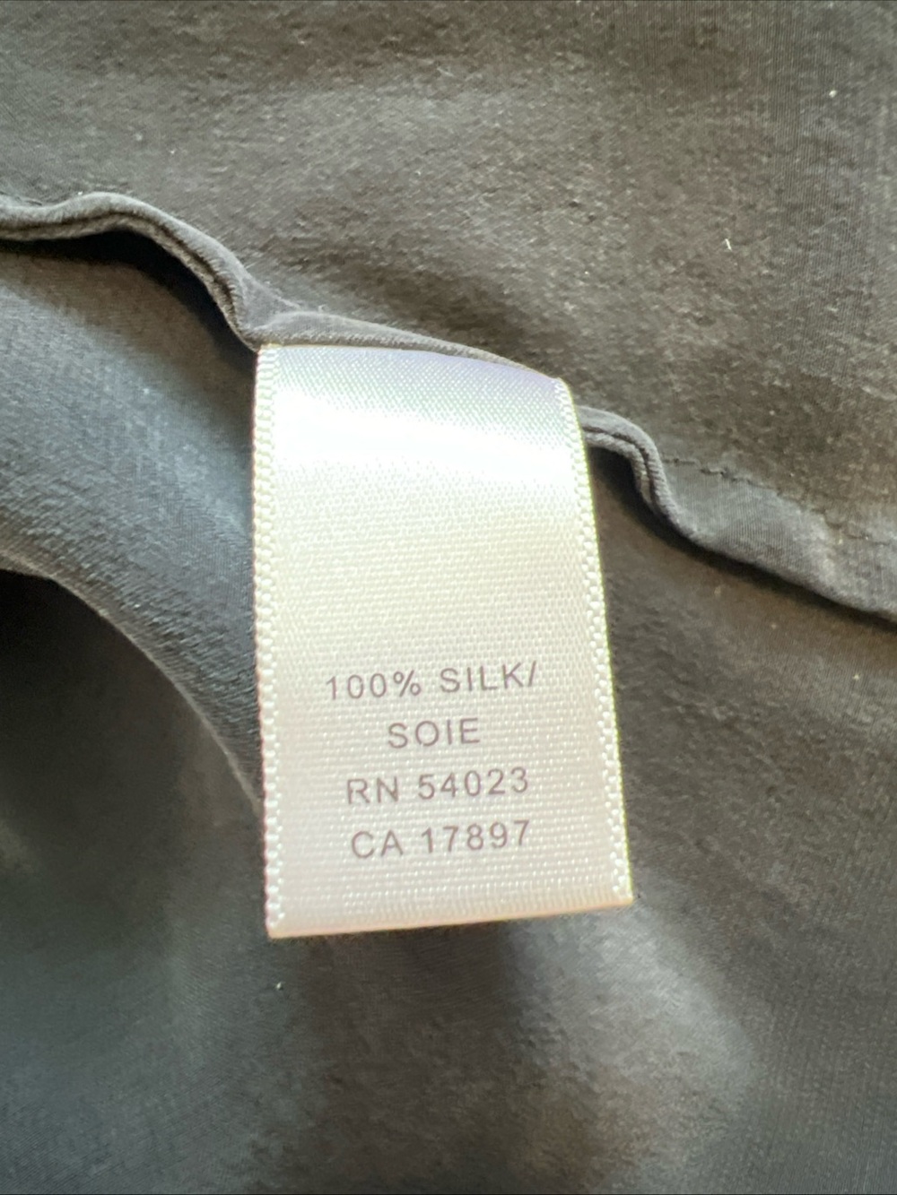 Banana Republic 100% silk Classic Black Button-Up Blouse M - Picture 9 of 14